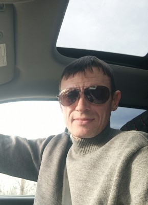 Владимир из Ейска 51 год