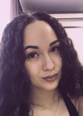 Диана из Омска 29 лет