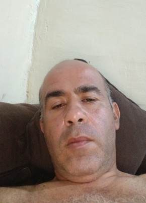 Hadi, 42, Lebanon, Beirut