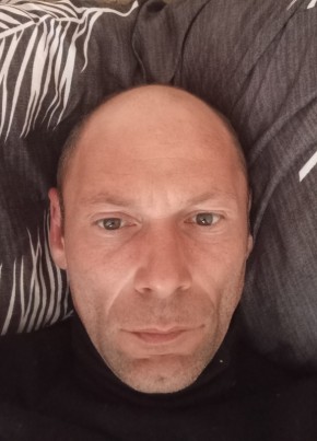 Андрей из Боброва 42 года