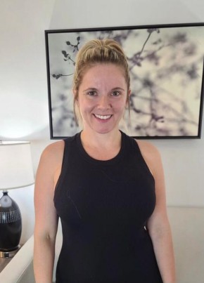 Ashley, 40, United States of America, New Albany