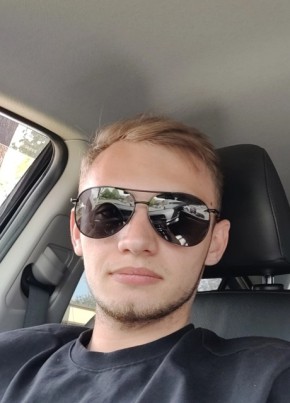 Алексей из Майкопа 24 года