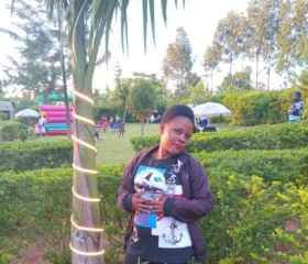 Viola, 18, Kampala