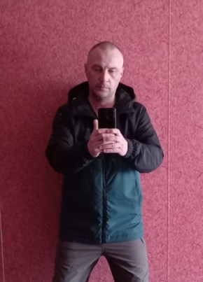 Виктор из Печоры 42 года