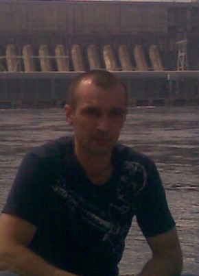Виталий, 46, Россия, Зеленогорск (Красноярский край)
