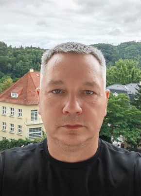 Evgenii из Karlovy Vary 46 лет