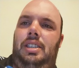 Dan, 35, Poole