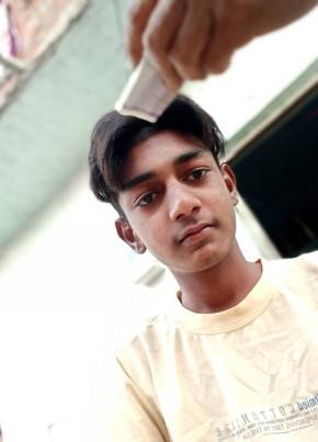Hakidkhan, 18, India, Ahmedabad
