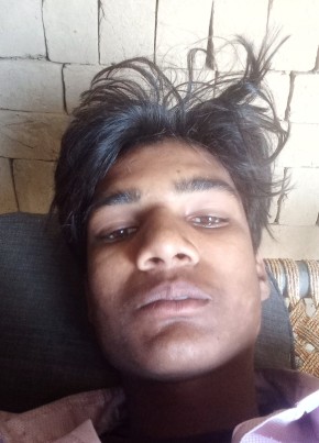 Akash, 18, India, Shimla