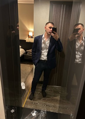Maksim, 32, Russia, Moscow