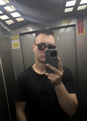 Илья из Дмитрова 23 года