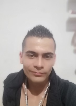 Maicol Benavides из Mocoa 32 года