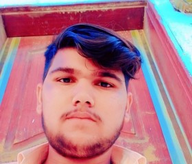 Shakeel, 18, Pasrur