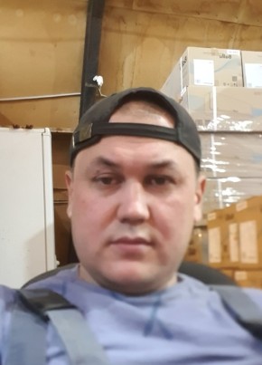 Oleg, 40, Russia, Moscow