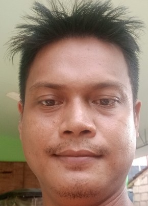 Ernesto Talorong, 34, Pilipinas, Maynila