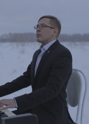 Илья из Новосибирска 41 год
