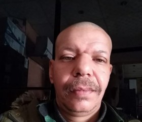 طارق, 50, Cairo