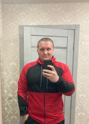 Валерьевич, 31, Россия, Серов