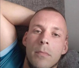Lars, 36, Dresden