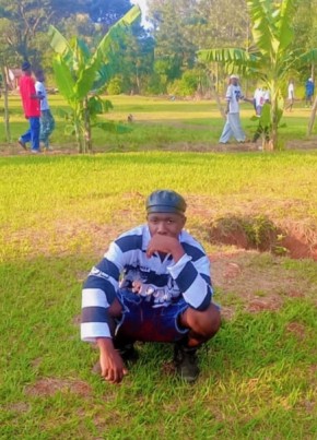 Mukisa из Kampala 19 лет