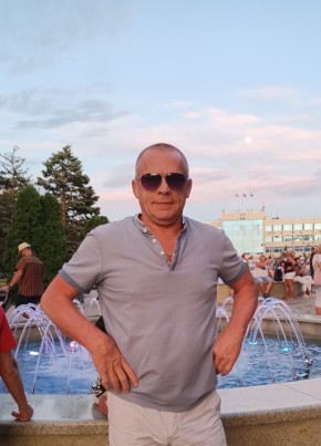 Valentin, 56, Russia, Anapa