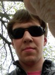 Макс, 22 года
