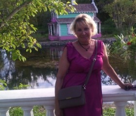 Елена, 65 лет, Санкт-Петербург