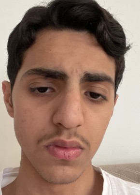 Saud, 22, Kuwait, Ar Riqqah
