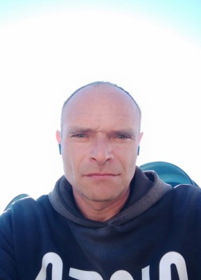 Владимир из Керчи 46 лет