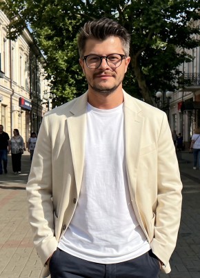 Александр из Омска 33 года