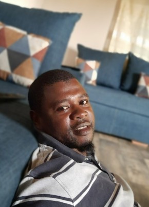 Badou Diouf, 44, Senegal, Nguekhokh