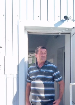 Aleksandr, 63, Russia, Volsk