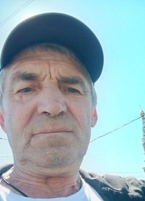 Сергей из Гатчины 65 лет