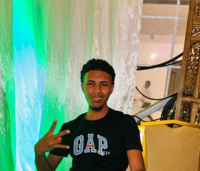 Noah, 18, Quatre Bornes