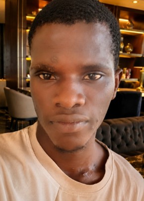 Hermes из Abidjan 27 лет