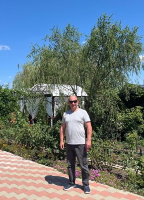 Oleg, 51, Russia, Moscow