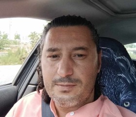 Κωνσταντίνος, 31, Acharnes