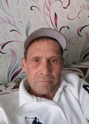 Олег из Челябинска 56 лет