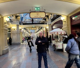 Roman, 43, Korolev