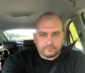 Aleksandr, 39, Deerlijk