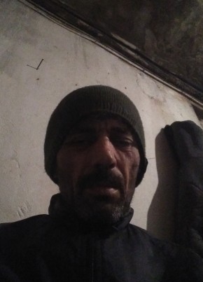 Gabriel, 50, Romania, Timișoara