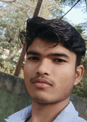 Mukesh Singh, 19, India, Marathi, Maharashtra