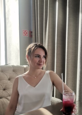 Виктория, 39, Россия, Белгород