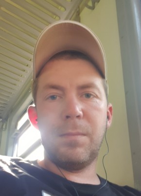 Denis Doroshkevich, 42, Belarus, Hrodna