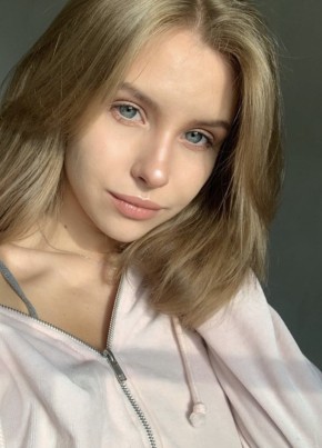 Юля, 23, Россия, Санкт-Петербург