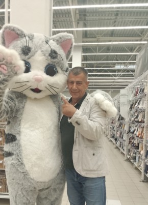 Максим из Верхнего Тагила 46 лет