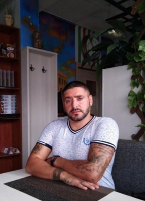 Рамиль из Северо-Задонска 33 года