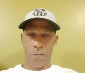 Quintin Celis, 52, Maracay
