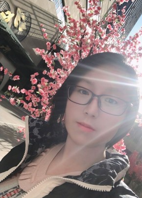 霏霏, 37, 中华人民共和国, 北京市