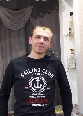 Антон, 32, Россия, Шарыпово